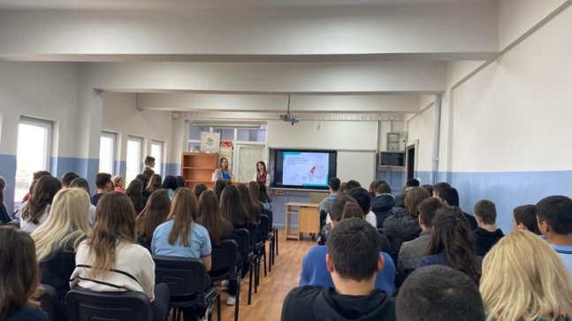 ÖĞRENCİLERE DİYABET BİLİNCİ AŞILANDI