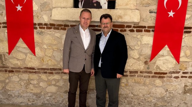 Kırklareli Ticaret ve Sanayi Odası Başkanı Soner Ilık, Kırklareli Sanayi ve Teknoloji İl Müdür Vekili Savaş Erden’i ağırladı