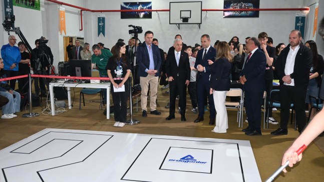 Kırklareli TSO Meclis Başkanı İsmail Hakkı Özsan, “MimARTech Teknoloji Sergisi ve Robot Yarışması Açılış Töreni”ne Katıldı