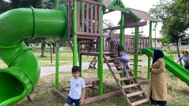 ÇOCUKLARA YENİ OYUN PARKI MÜJDESİ