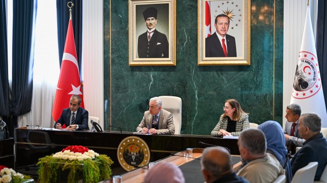 Vali Uğur Turan Vatandaşlarla Buluşmaya Devam Ediyor