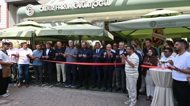 Kırklareli TSO Meclis Başkanı Özsan ile Yönetim Kurulu Başkan Yardımcısı Yüce, “Ömer Faruk Gülümoğlu Cafe”nin Açılışına Katıldı