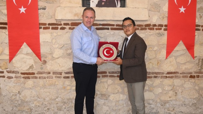 Kırklareli Ticaret ve Sanayi Odası Başkanı Soner Ilık, Hindistan İstanbul Başkonsolosu Mijito Vinito’yu Ağırladı