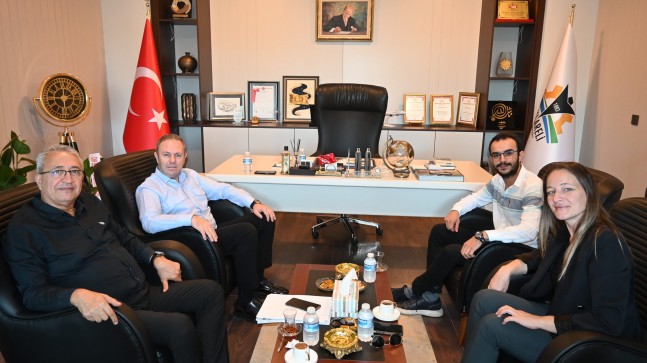 Kırklareli TSO Başkanı Soner Ilık, Yeni Hizmet Binası’na Ziyarette Bulunan Misafirlerini Ağırlıyor