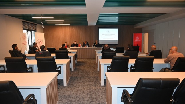 Kırklareli TSO, Kırklareli İl Sanayi ve Teknoloji Müdürlüğü’nün Asansör Firmaları’na Yönelik Düzenlediği Toplantıya Ev Sahipliği Yaptı