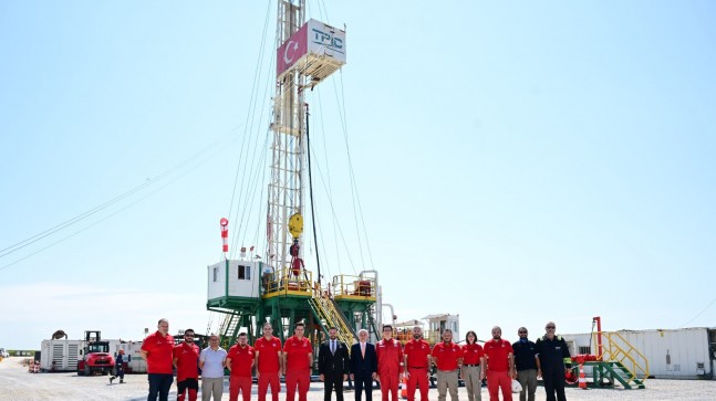 Türkiye Yüzyılı’nda Enerjide Tam Bağımsız Türkiye Hedefi İçin Durmadan Çalışıyoruz