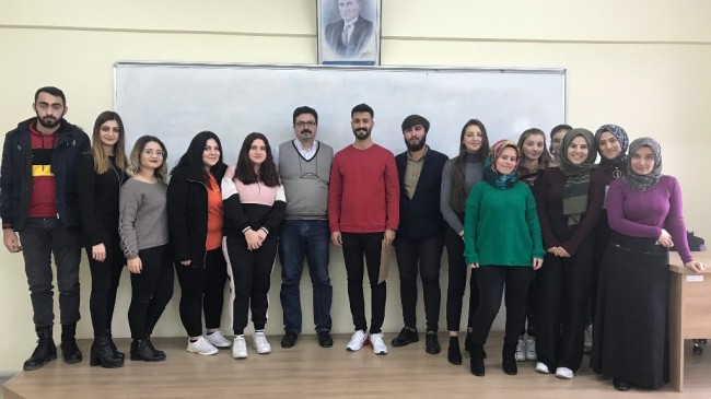 Deneyimlerini BMYO öğrencileriyle paylaştı