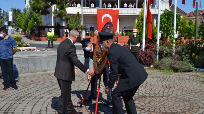 BÜYÜK ZAFERİN 98. YIL DÖNÜMÜ KUTLANDI