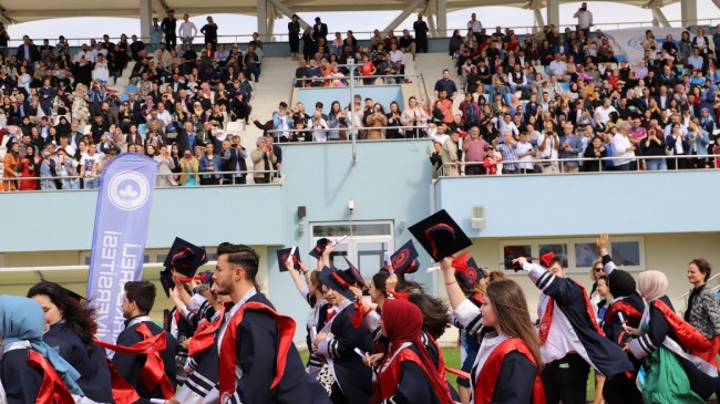 MEZUNİYET TÖRENİ DÜZENLENDİ