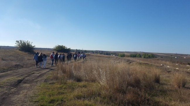 Öğrencilerden Doğa Yürüyüşü