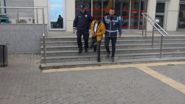 Aranan şahıs Bademlik mahallesinde yakalandı