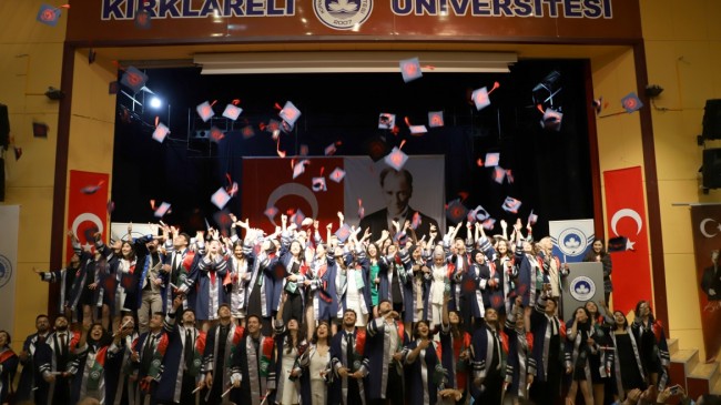 Hukuk Fakültesi kep attı