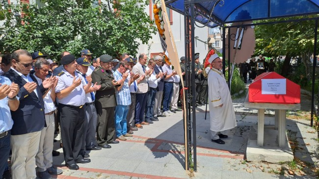 Kıbrıs Gazisi son yolculuğuna uğurlandı