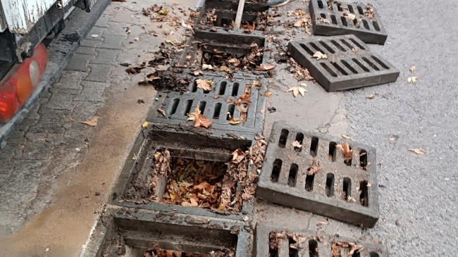 Ekipler Hızla Çalışıyor