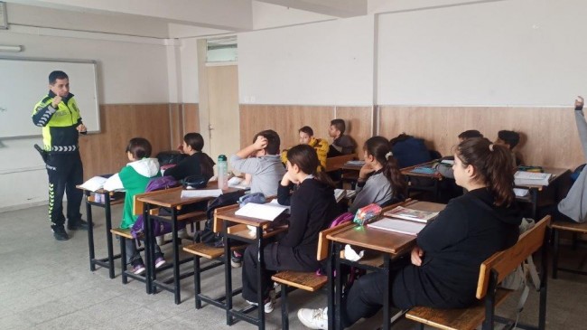 Babaeski’de Öğrencilere Trafik Eğitimi