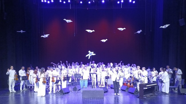 İSTANBUL SENTEZFONİ’DEN MÜZİK ŞÖLENİ