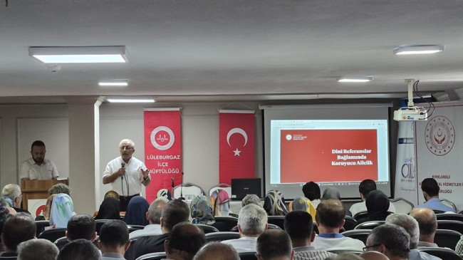 Lüleburgaz’da Koruyucu Ailelik Paneline Yoğun İlgi