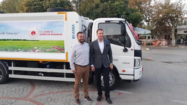 Çevre ve Şehircilik Bakanlığı’ndan Alpullu’ya hibe çöp kamyonu