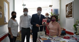 Bir kitap da sen bağışla!