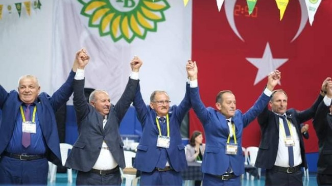 Üretici bir kez daha Kahraman dedi