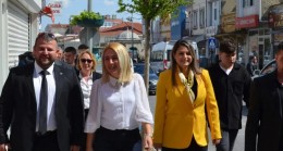 MHP Babaeski’de esnaf ziyaretinde bulundu