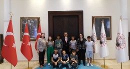Vali Ekici sporculardan madalya sözü aldı