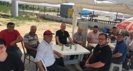 Başkan Türker çiftçinin yanında