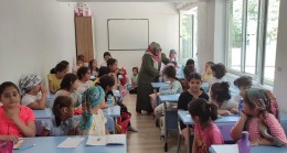 Kuran kurslarını ziyaret ederek başarılar dilediler