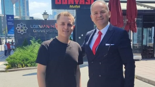 Türker; ‘’Tüm Kahraman Askerlerimize hayırlı teskereler diliyorum’’