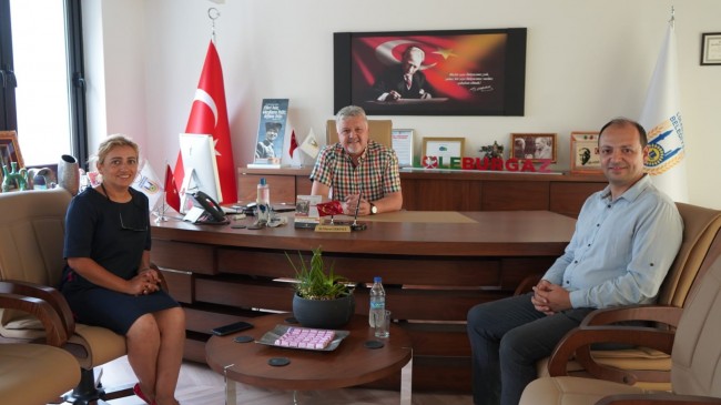 Kayacan çiftinden Gerenli’ye ziyaret