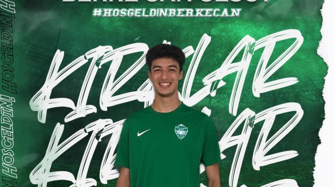 Genç futbolcu Kırklarelispor’a imzayı attı
