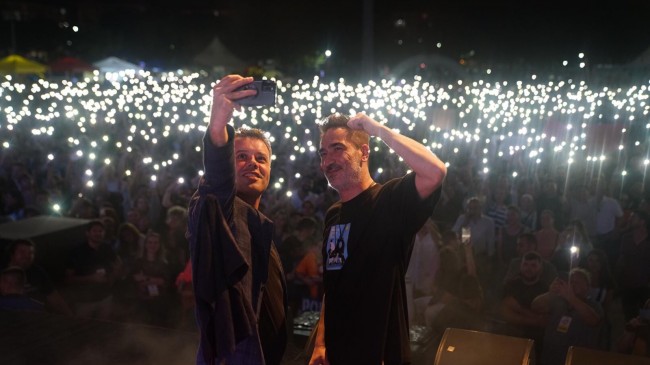 Sagopa Kajmer hayranlarıyla beraber şarkılarını söyledi