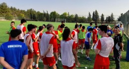 1 haftada 60 futbolcu taramaya katıldı