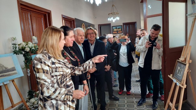 BURAM BURAM TARİH KOKAN SERGİ AÇILDI