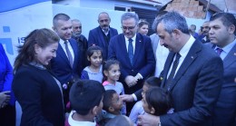 Vali Sezer’den Karaağaç Mahallesine ziyaret