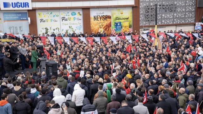 Yüceer aday adaylığı açıklamasında yanında olanlara teşekkür etti