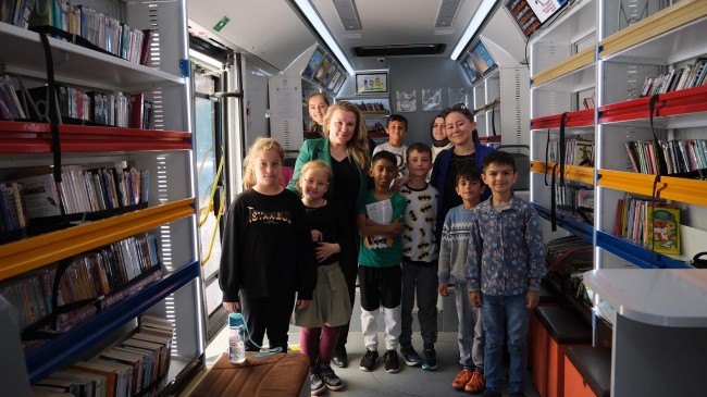 Gezici Kütüphane  Şehit Er Tuncay Duman İlkokulu’na konuk oldu