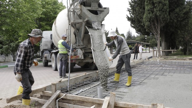 Kırklareli Şehir Mezarlığına Hayırsever Vatandaşın Bağışıyla Mescid Yapılıyor