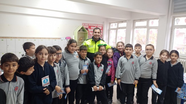 Babaeski’de Öğrencilere Uygulamalı Trafik Eğitimi