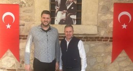 Kırklareli Ticaret ve Sanayi Odası Başkanı Soner Ilık, Milli Basketbolcu Barış Hersek’i Ağırladı