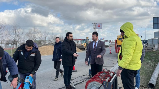 Başkan Fırat Yayla, D100 Karayolu’nda İncelemelerde Bulundu